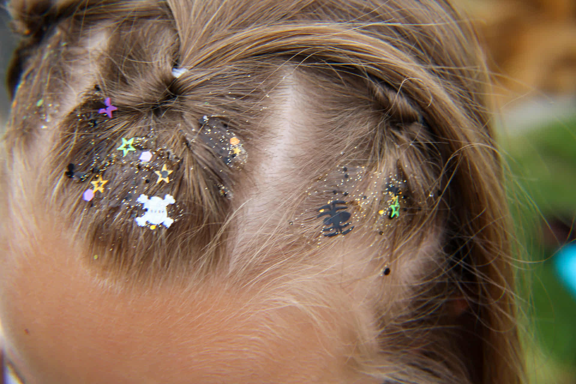 STARS, SPIDERS AND SKULLS